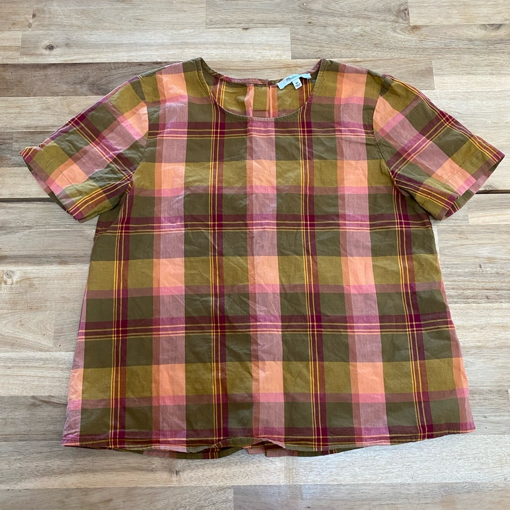Madewell Boxy Button-back Top in Plaid - EUC